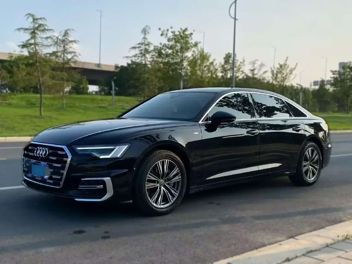 2021 Audi A6L 2.0T 224HP L4 7DCT