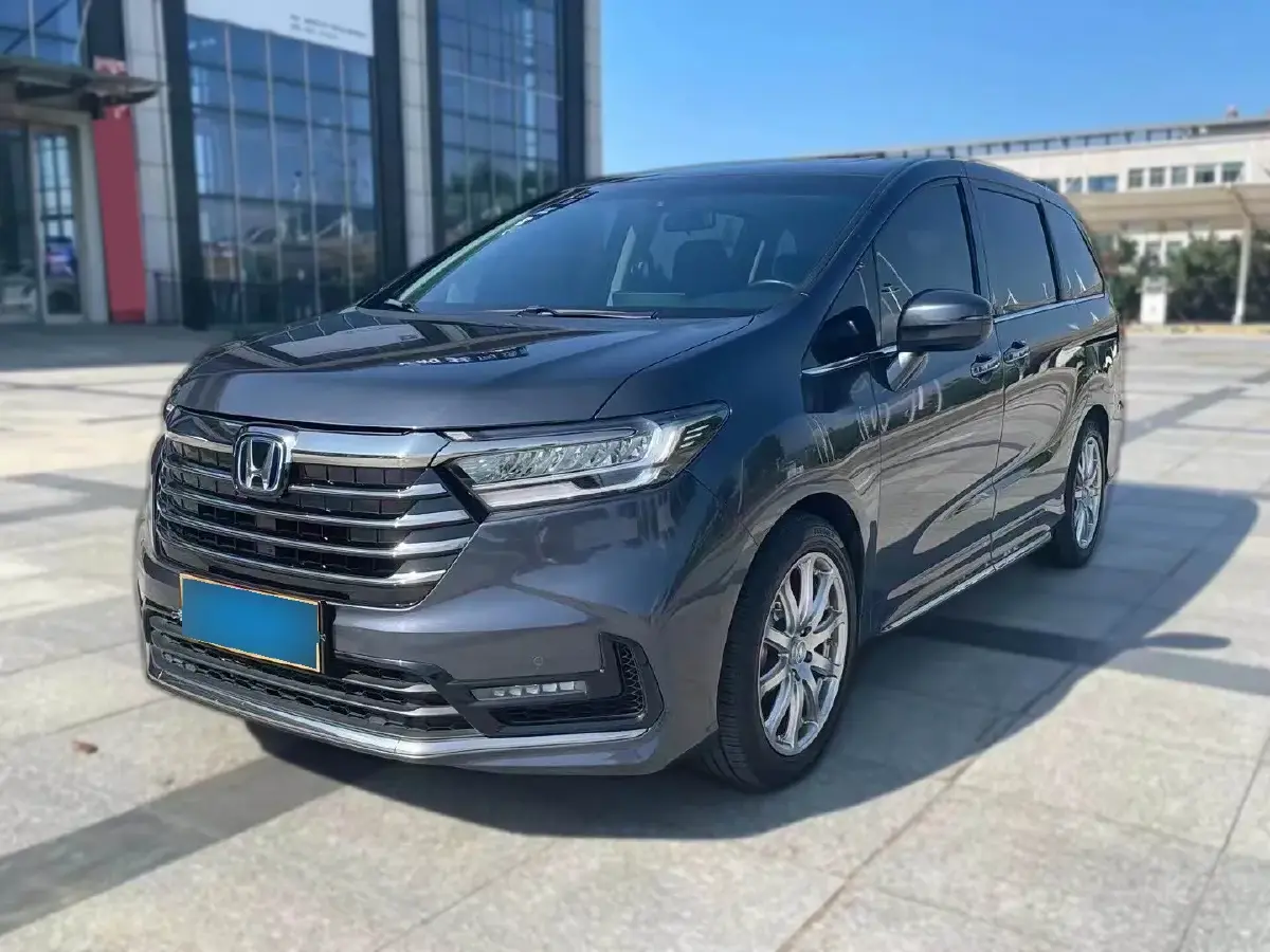 2022 Honda Odyssey 2.0L 146HP L4 E-CVT Hybrid