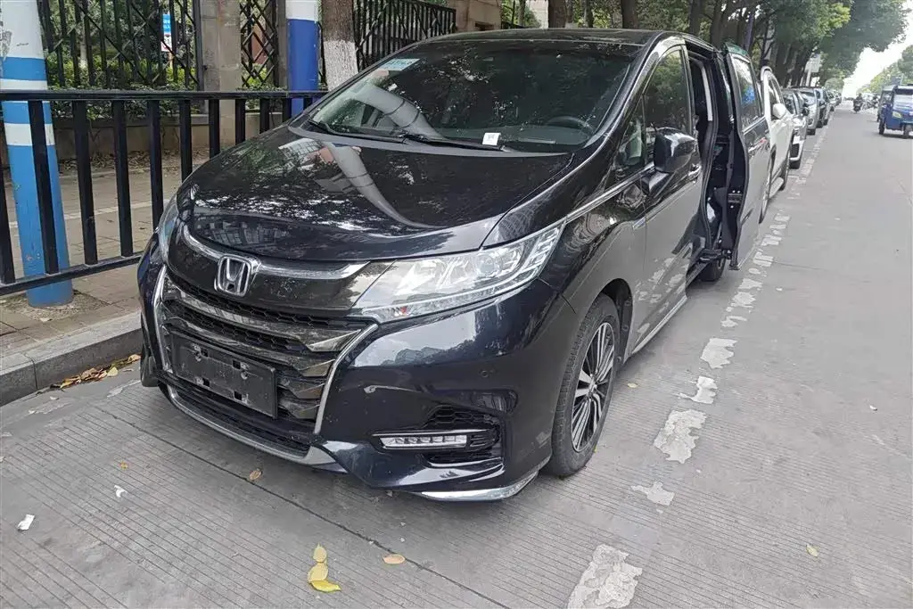 2021 Honda Odyssey 2.0L 146HP L4 E-CVT Hybrid