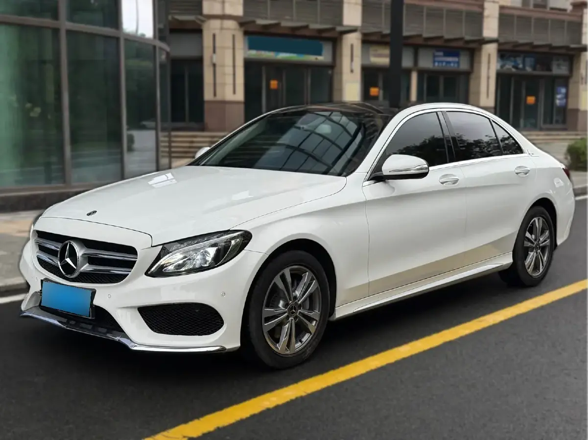 2018 Mercedes-Benz C Class 2.0T 184HP L4 9AT