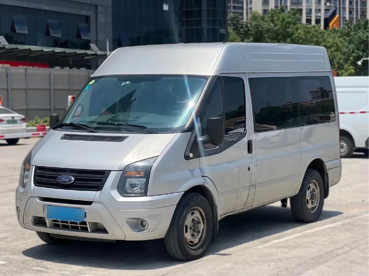 2016 Ford New Era Transit 2.2T 125HP L4 6MT