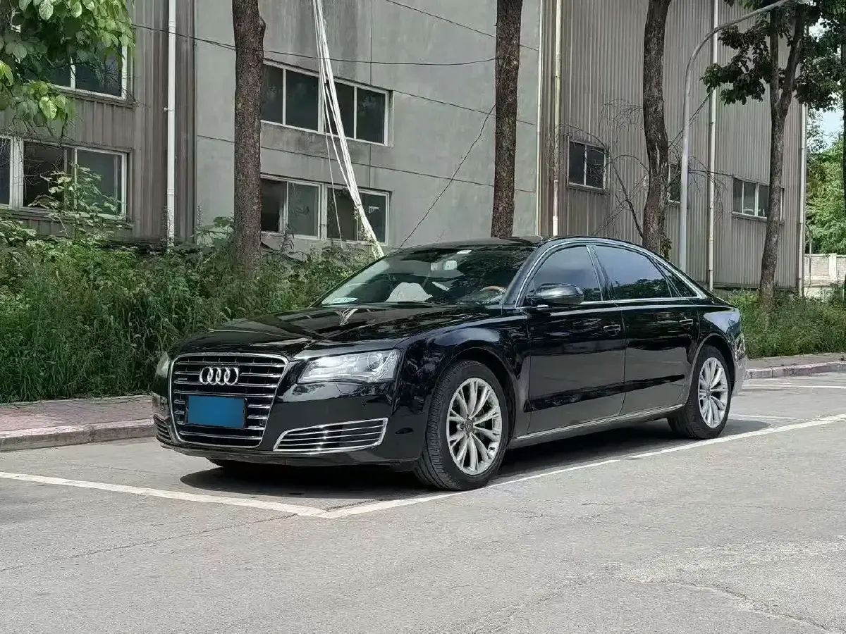 2013 Audi A8 3.0T 290HP V6 8AT