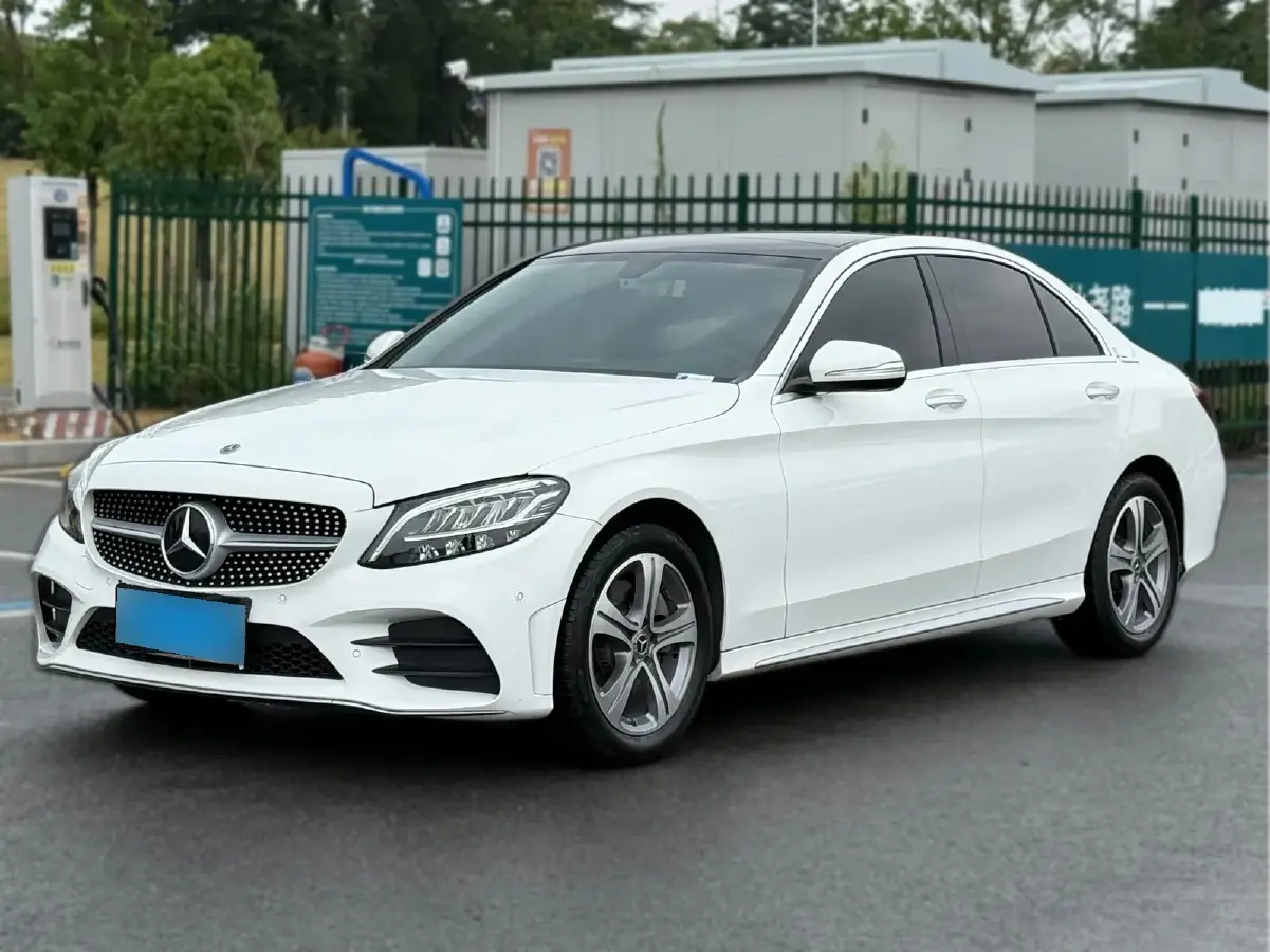 2020 Mercedes-Benz C Class 1.5T 184HP L4 9AT