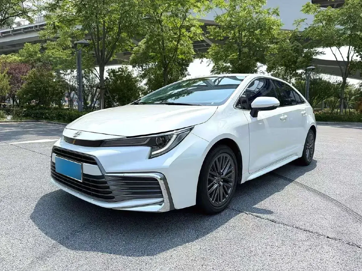 2023 Toyota Paptor 2.0L 171HP L4 CVT