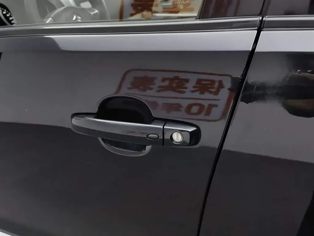 2012 Suzuki Grand Vitara 2.4L 166HP L4 5MT,autocango,china used car exporter,china ev exporter,chinese used car exporter,chinese used ev exporter