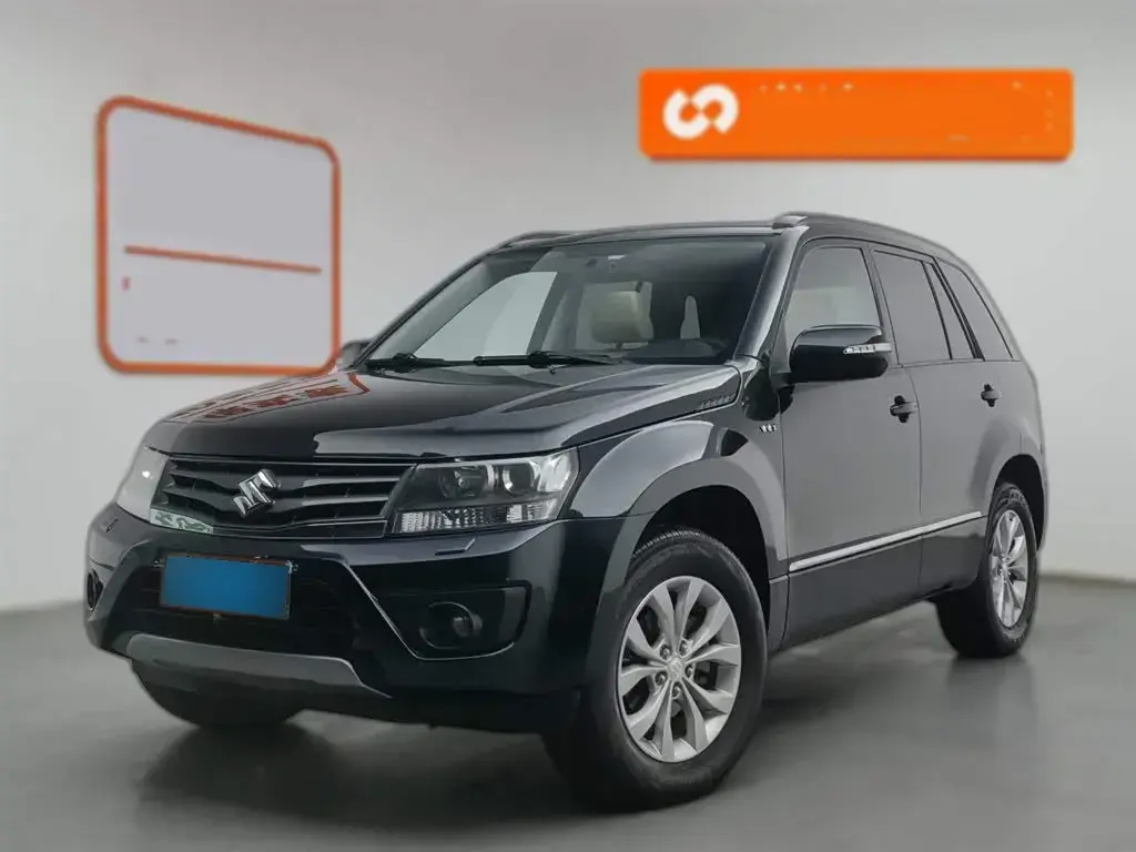 2012 Suzuki Grand Vitara 2.4L 166HP L4 5MT