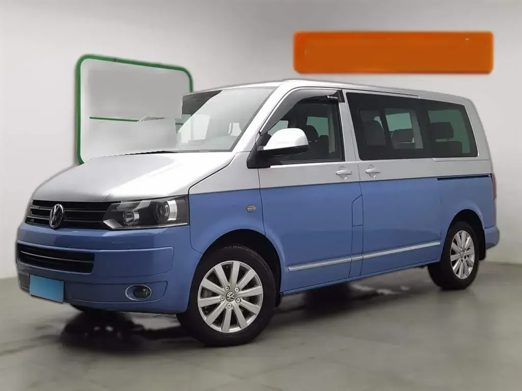 2012 Volkswagen Multivan 2.0T 204HP L4 7DCT