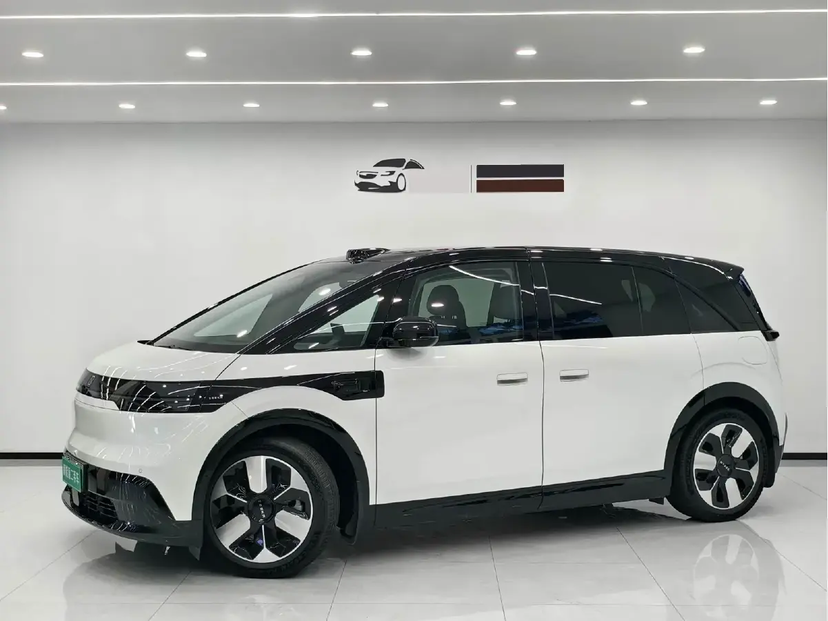 2025 Zeekr MIX BEV 76KWH