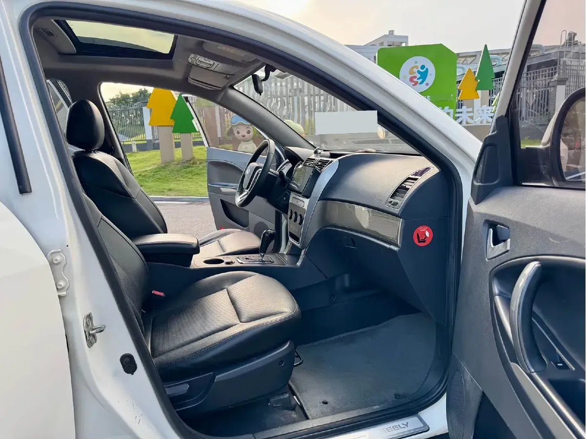 2013 Geely GX7 2.0L 141HP L4 6AT,autocango,china used car exporter,china ev exporter,chinese used car exporter,chinese used ev exporter