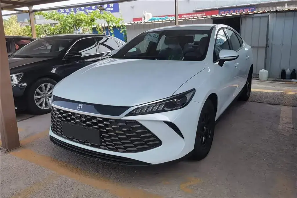 2025 BYD Qin Plus 1.5L 101HP L4 E-CVT PHEV 7.68KWH