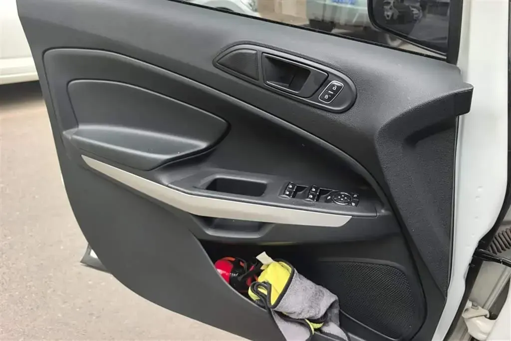 2018 Ford EcoSport 1.5L 120HP L3 6AT,autocango,china used car exporter,china ev exporter,chinese used car exporter,chinese used ev exporter