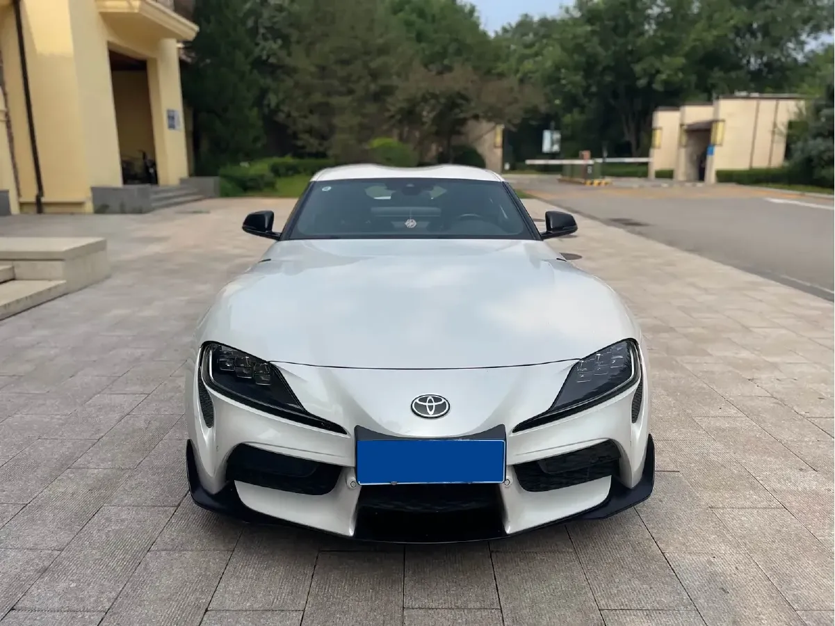 2021 Toyota Supra 3.0T 340HP L6 8AT,autocango,china used car exporter,china ev exporter,chinese used car exporter,chinese used ev exporter