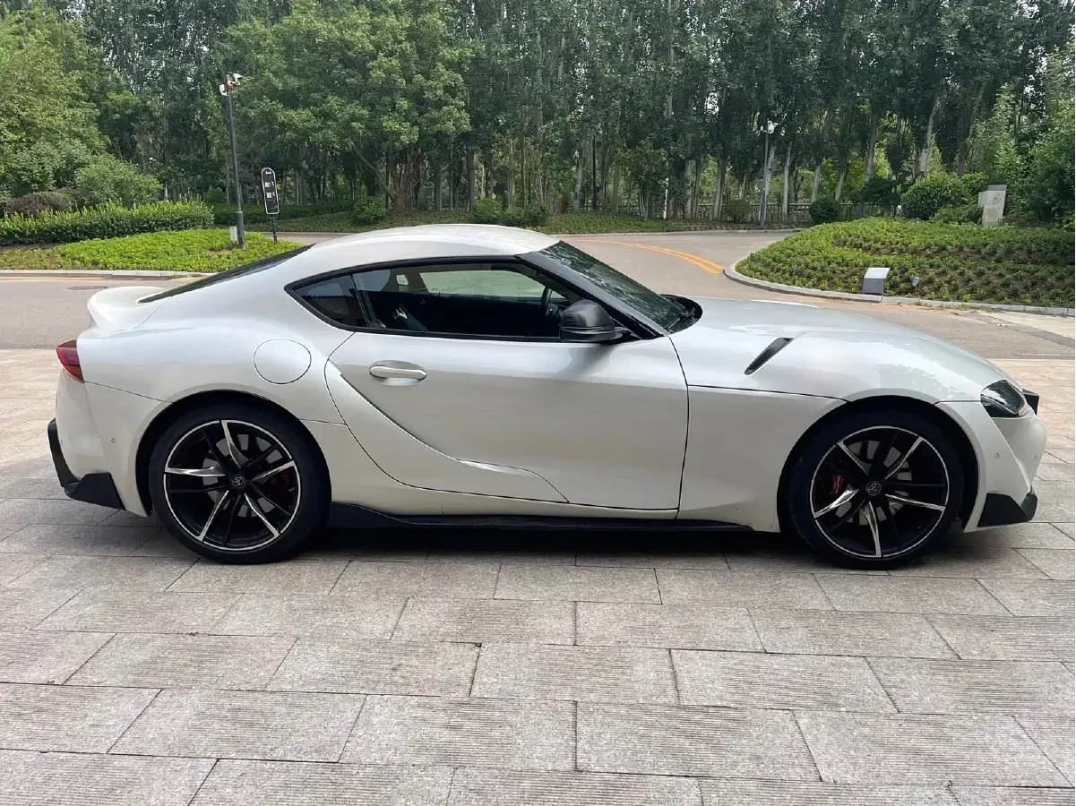 2021 Toyota Supra 3.0T 340HP L6 8AT,autocango,china used car exporter,china ev exporter,chinese used car exporter,chinese used ev exporter