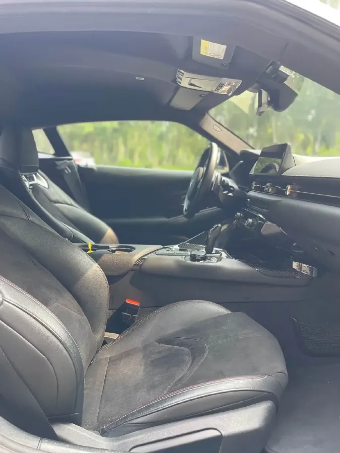 2021 Toyota Supra 3.0T 340HP L6 8AT,autocango,china used car exporter,china ev exporter,chinese used car exporter,chinese used ev exporter