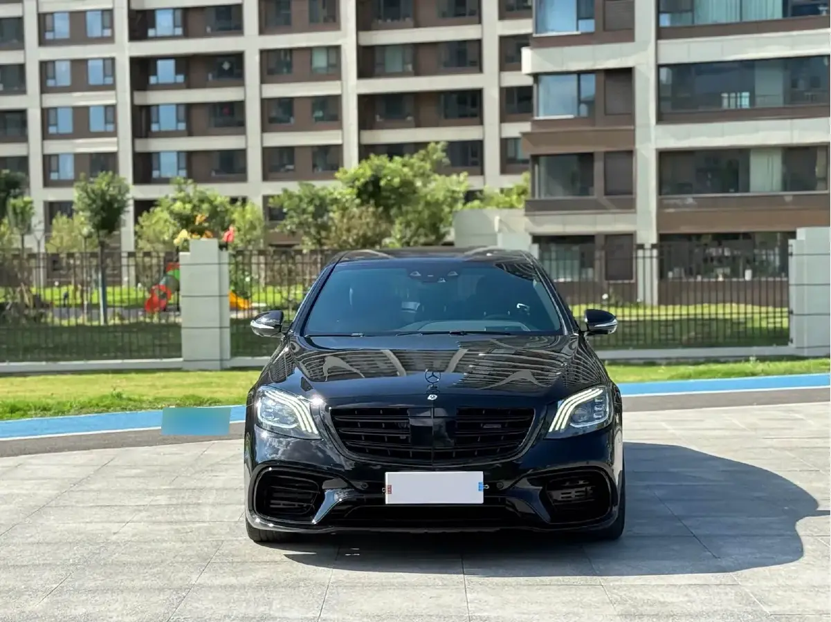 2014 Mercedes-Benz S AMG 5.5T 585HP V8 7AT