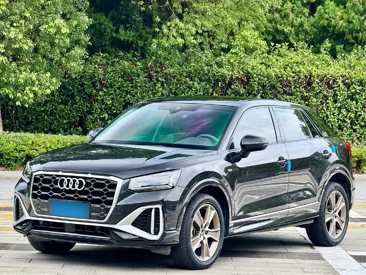 2022 Audi Q2L 1.4T 150HP L4 7DCT
