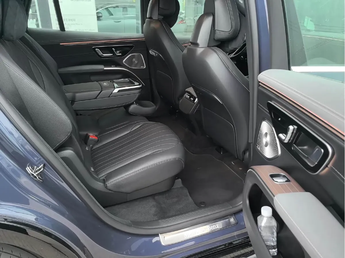 2023 Mercedes-Benz EQS SUV BEV 111.8KWH,autocango,china used car exporter,china ev exporter,chinese used car exporter,chinese used ev exporter