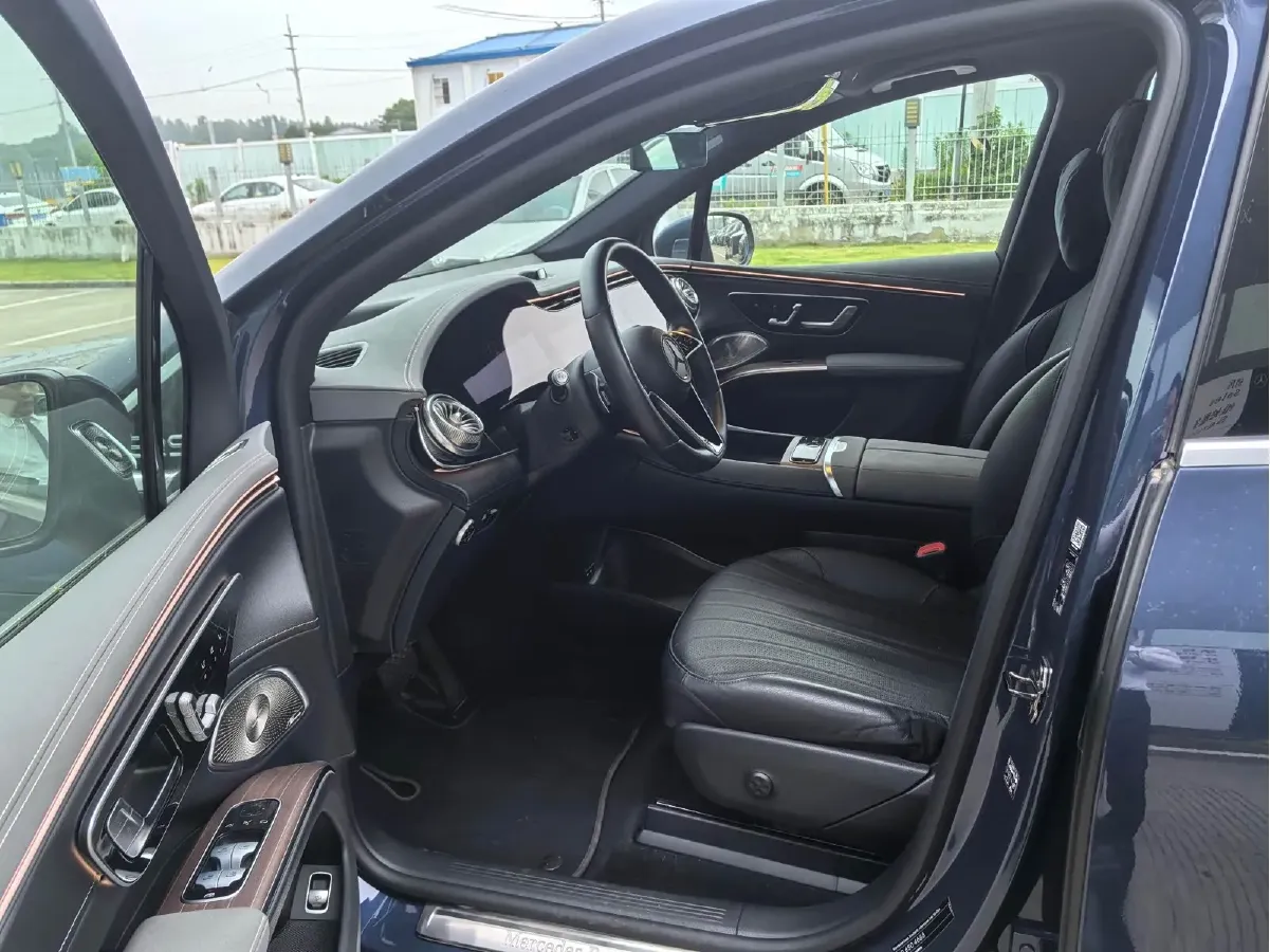 2023 Mercedes-Benz EQS SUV BEV 111.8KWH,autocango,china used car exporter,china ev exporter,chinese used car exporter,chinese used ev exporter