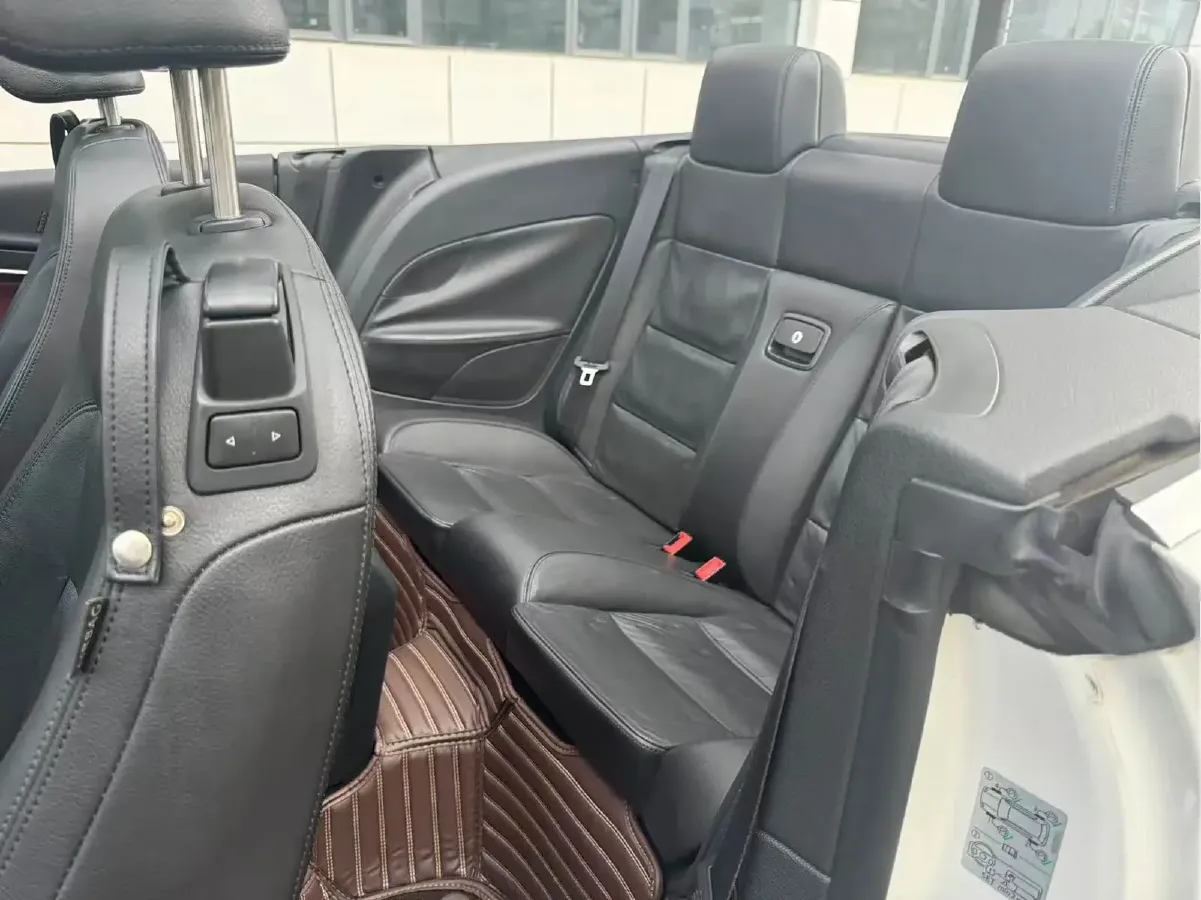 2011 Volkswagen Eos 2.0T 211HP L4 6DCT,autocango,china used car exporter,china ev exporter,chinese used car exporter,chinese used ev exporter