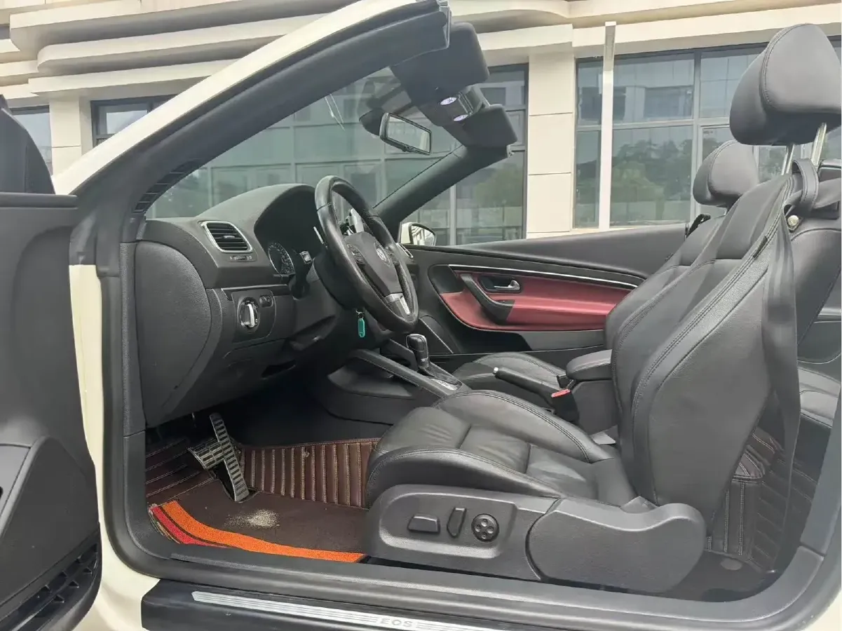 2011 Volkswagen Eos 2.0T 211HP L4 6DCT,autocango,china used car exporter,china ev exporter,chinese used car exporter,chinese used ev exporter