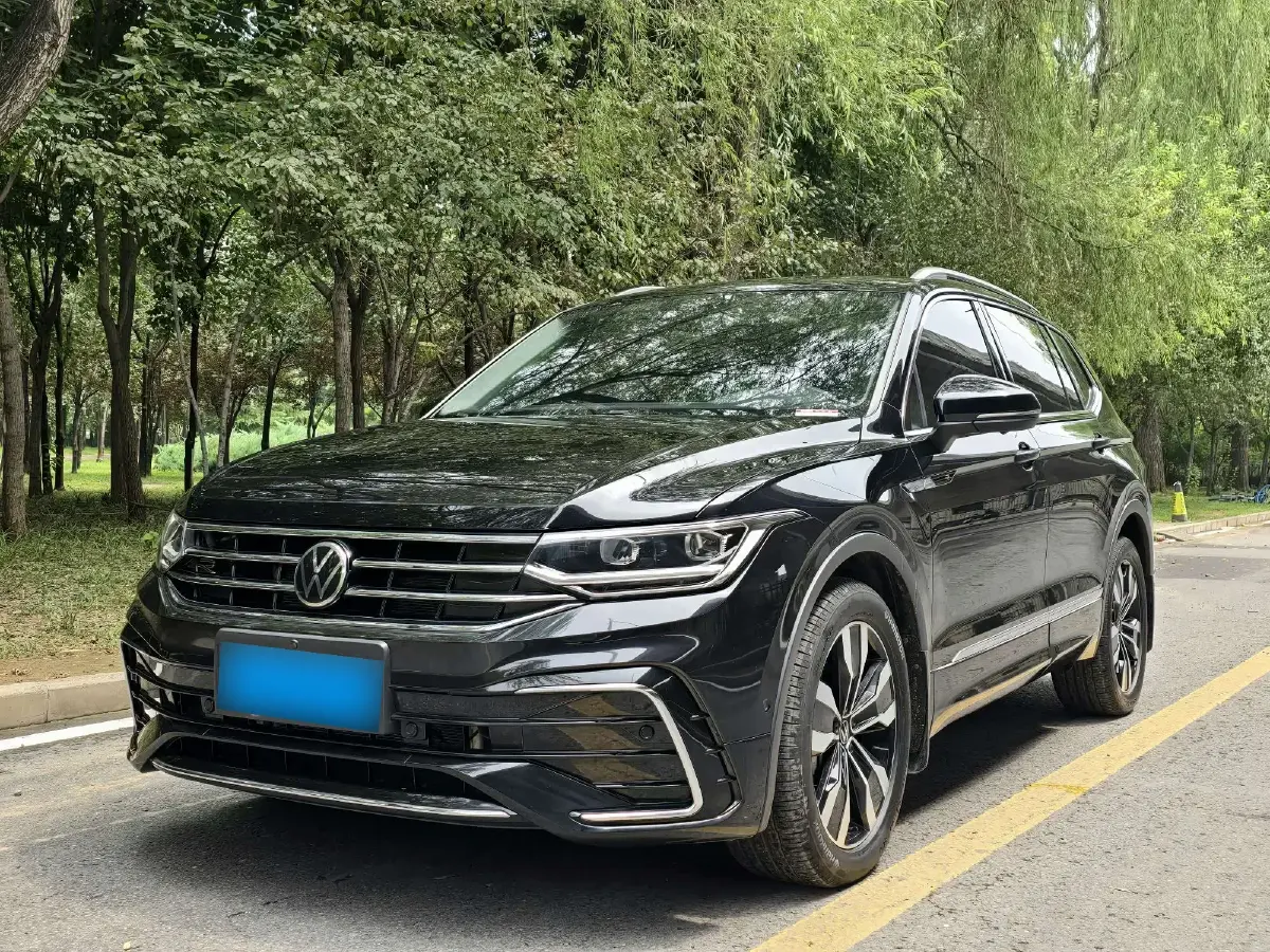 2024 Volkswagen Tiguan L 2.0T 186HP L4 7DCT