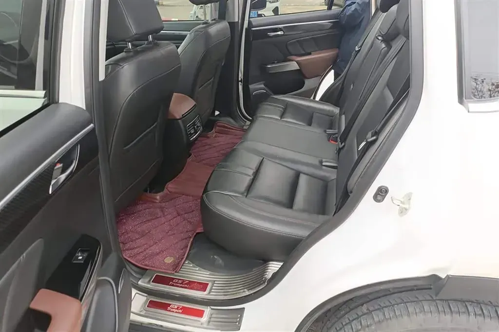 2017 GAC Trumpchi GS7 2.0T 201HP L4 6AT,autocango,china used car exporter,china ev exporter,chinese used car exporter,chinese used ev exporter