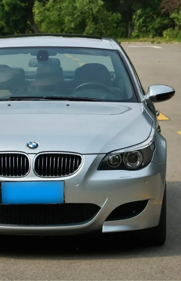 2005 BMW M5 5.0L 507HP V10 7AMT,autocango,china used car exporter,china ev exporter,chinese used car exporter,chinese used ev exporter