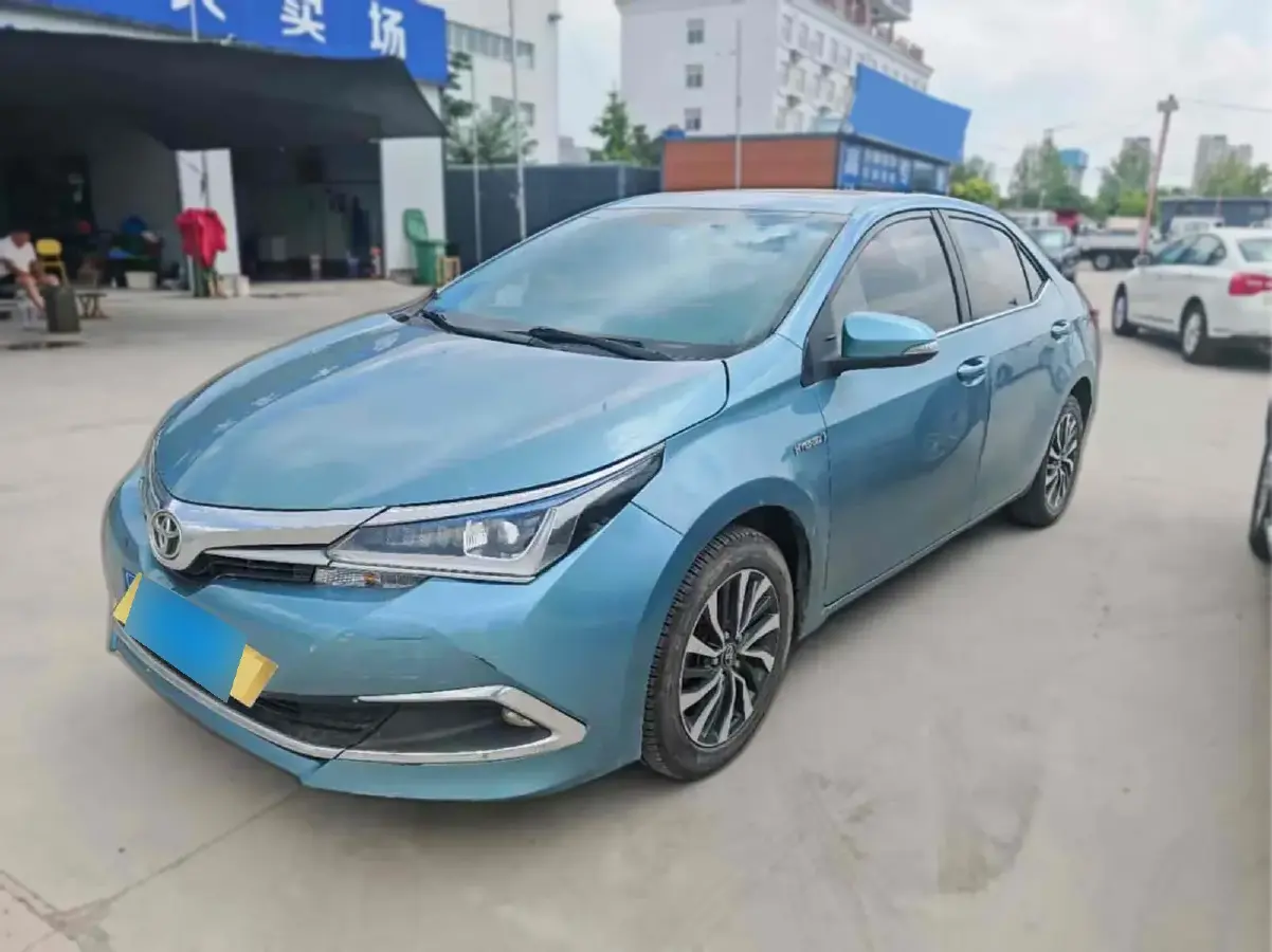 2017 Toyota Corolla 1.8L 99HP L4 E-CVT Hybrid