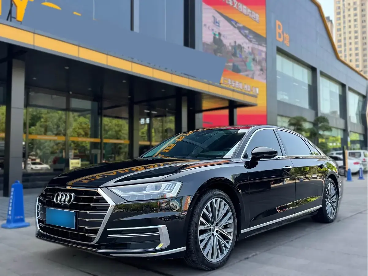 2018 Audi A8 3.0T 340HP V6 8AT