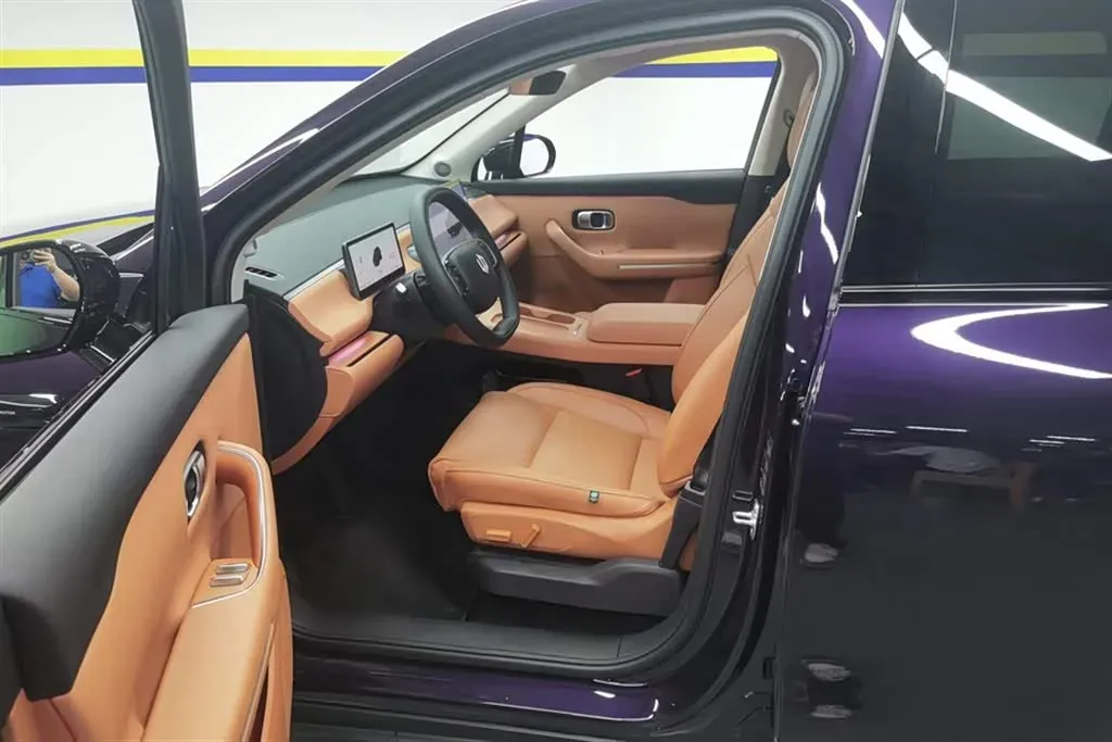 2024 Leapmotor C16 1.5L 95HP L4 REEV 28.4KWH,autocango,china used car exporter,china ev exporter,chinese used car exporter,chinese used ev exporter