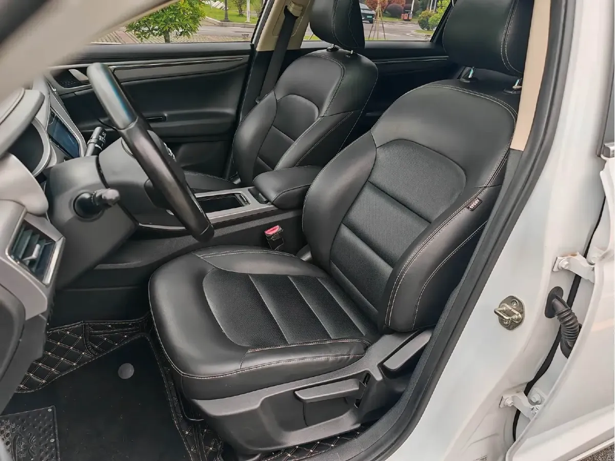 2019 Geely Emgrand GL 1.5T 177HP L3 7DCT,autocango,china used car exporter,china ev exporter,chinese used car exporter,chinese used ev exporter