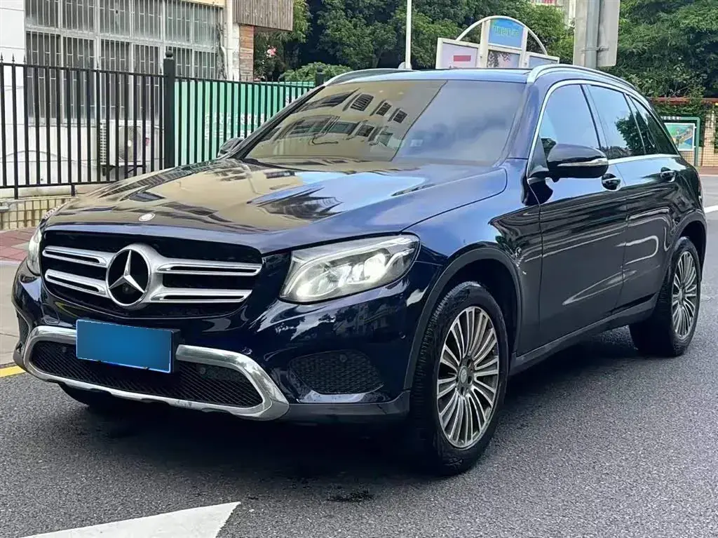 2016 Mercedes-Benz GLC Class 2.0T 184HP L4 9AT