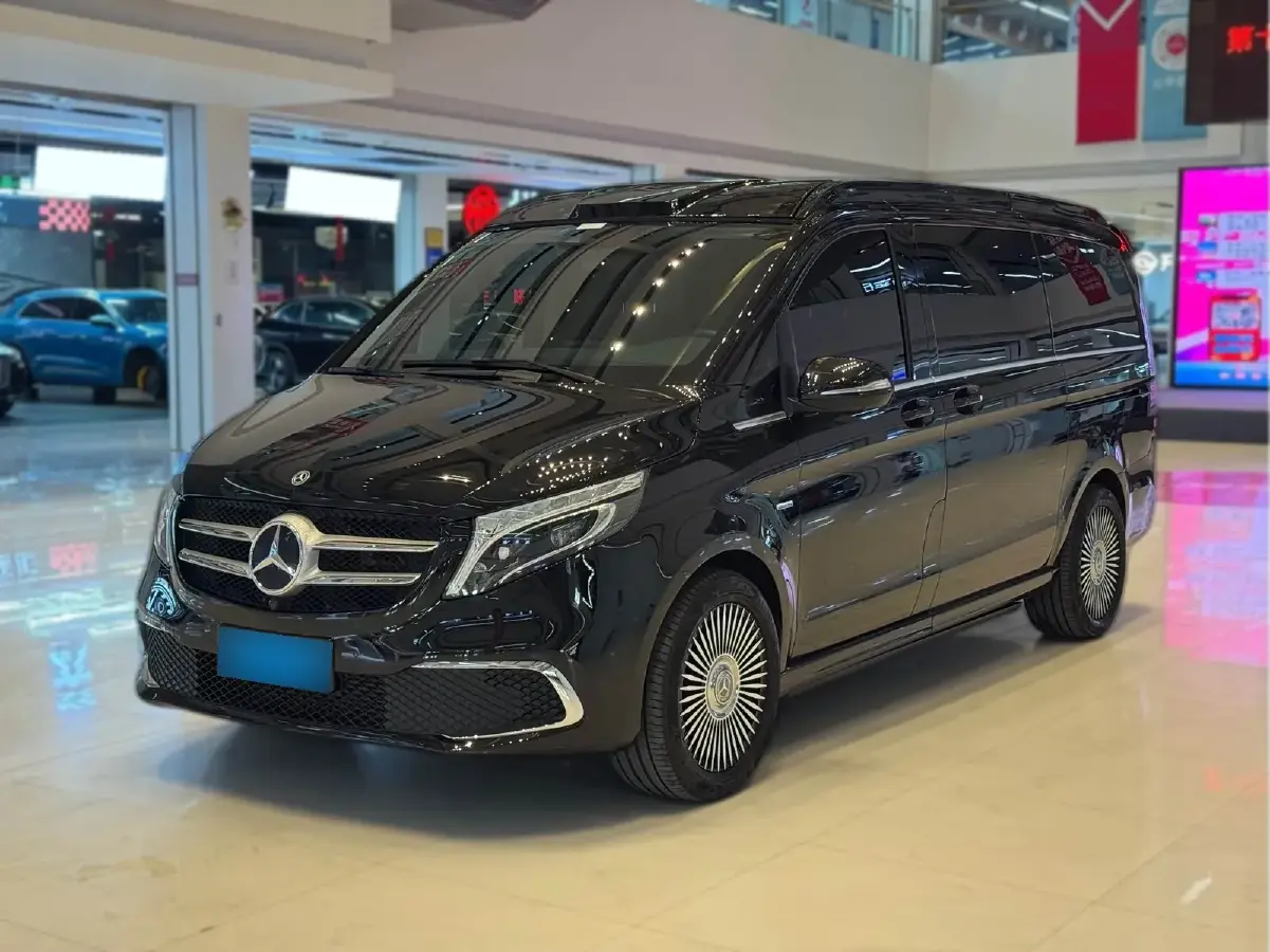 2022 Mercedes-Benz V Class 2.0T 211HP L4 9AT