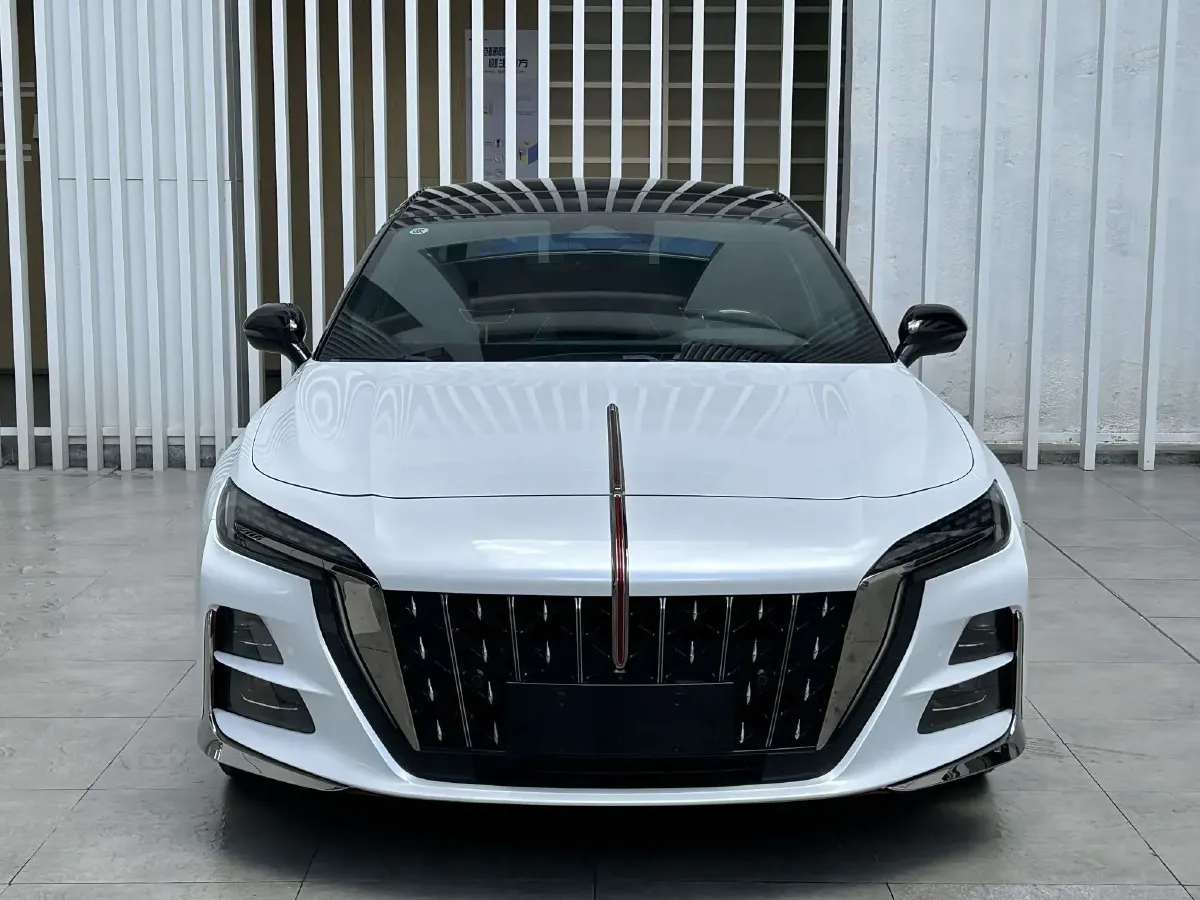 2023 HongQi H6 2.0T 252HP L4 8AT,autocango,china used car exporter,china ev exporter,chinese used car exporter,chinese used ev exporter