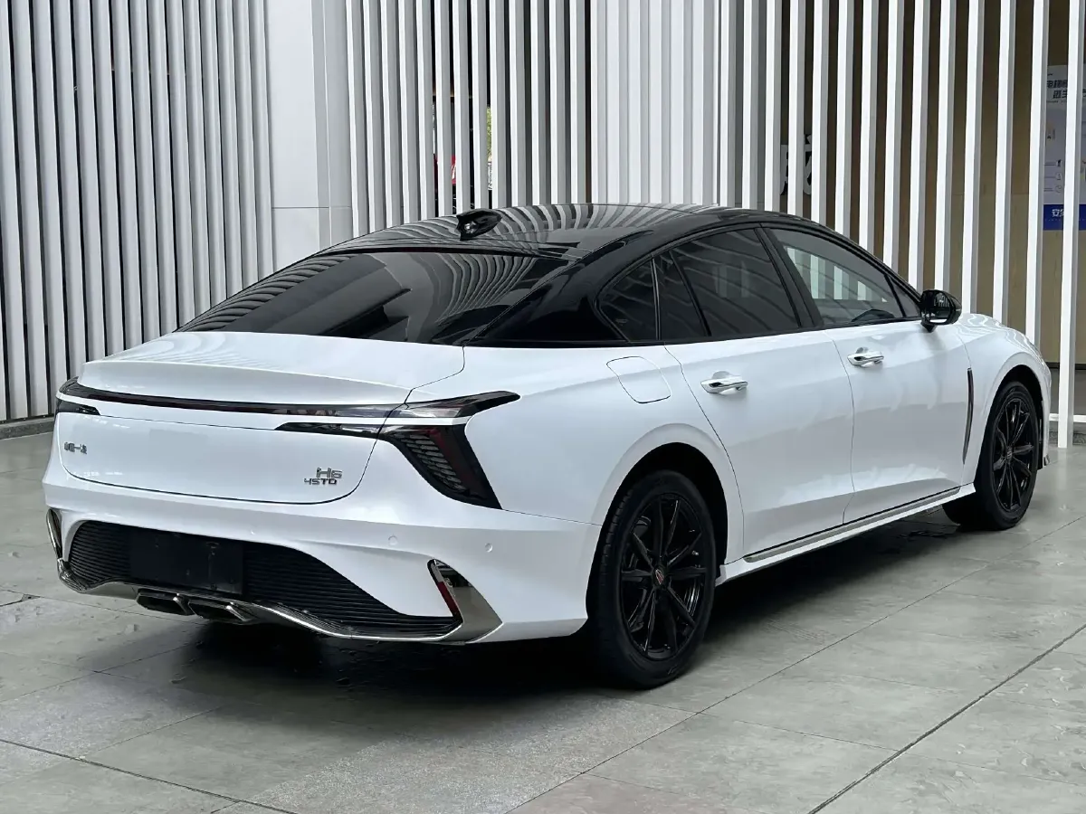 2023 HongQi H6 2.0T 252HP L4 8AT,autocango,china used car exporter,china ev exporter,chinese used car exporter,chinese used ev exporter