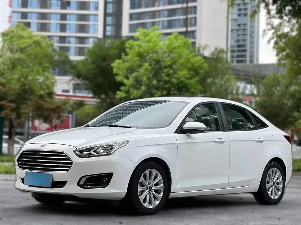 2017 Ford Escort 1.5L 113HP L4 6AT