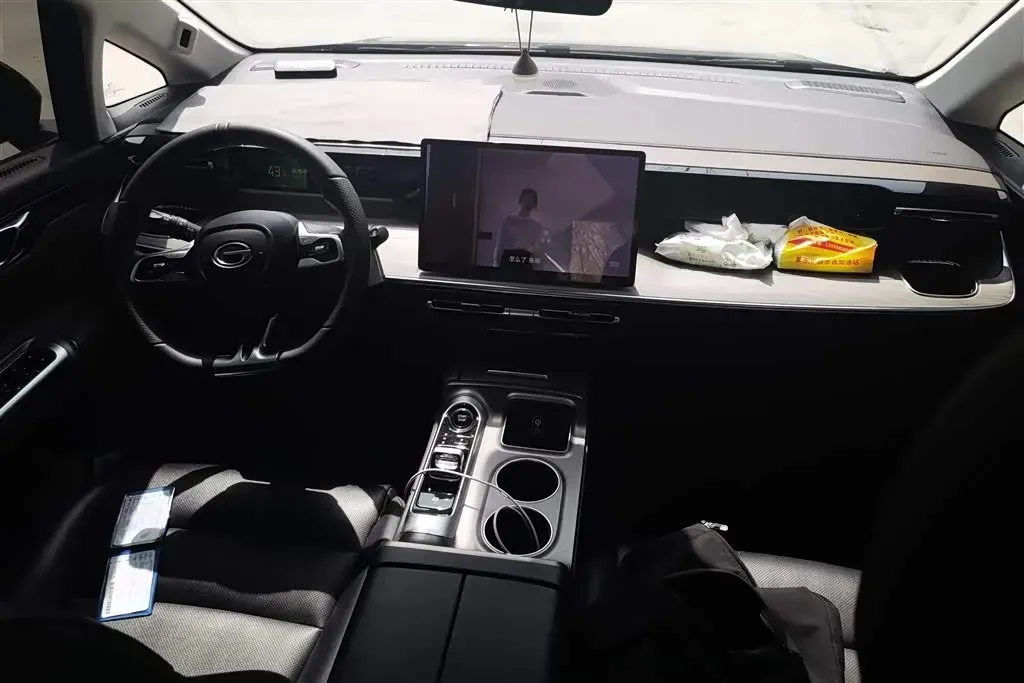 2024 GAC Trumpchi E8 2.0L 140HP L4 2DHT PHEV 25.57KWH,autocango,china used car exporter,china ev exporter,chinese used car exporter,chinese used ev exporter