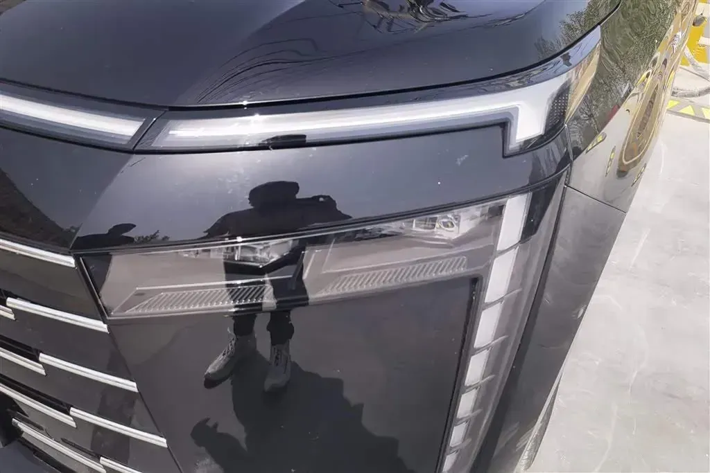 2024 GAC Trumpchi E8 2.0L 140HP L4 2DHT PHEV 25.57KWH,autocango,china used car exporter,china ev exporter,chinese used car exporter,chinese used ev exporter