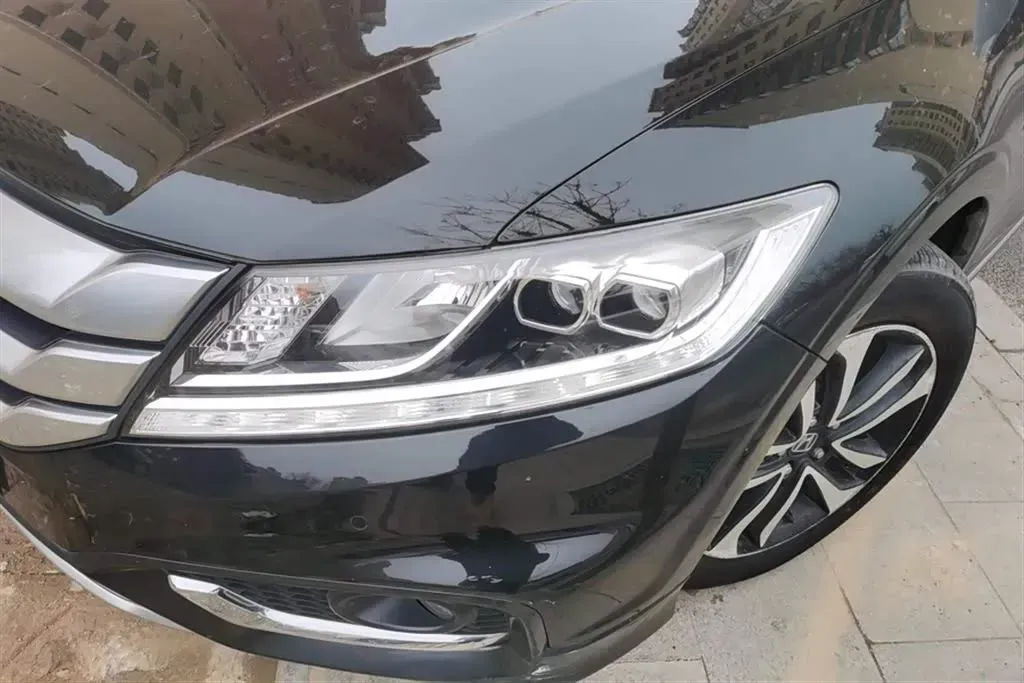 2016 Honda Crosstour 2.4L 197HP L4 5AT,autocango,china used car exporter,china ev exporter,chinese used car exporter,chinese used ev exporter