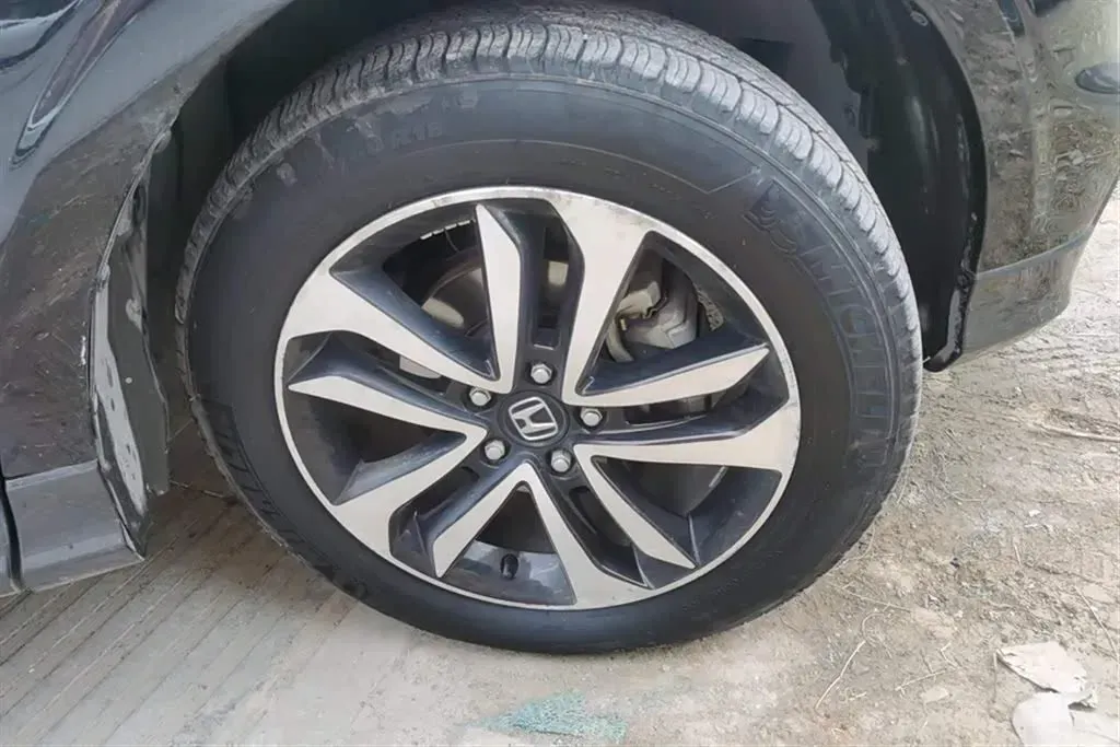 2016 Honda Crosstour 2.4L 197HP L4 5AT,autocango,china used car exporter,china ev exporter,chinese used car exporter,chinese used ev exporter