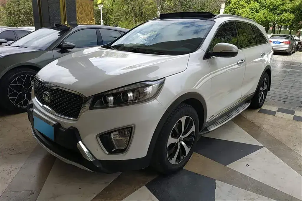 2015 Kia Sorento 2.4L 188HP L4 6AT