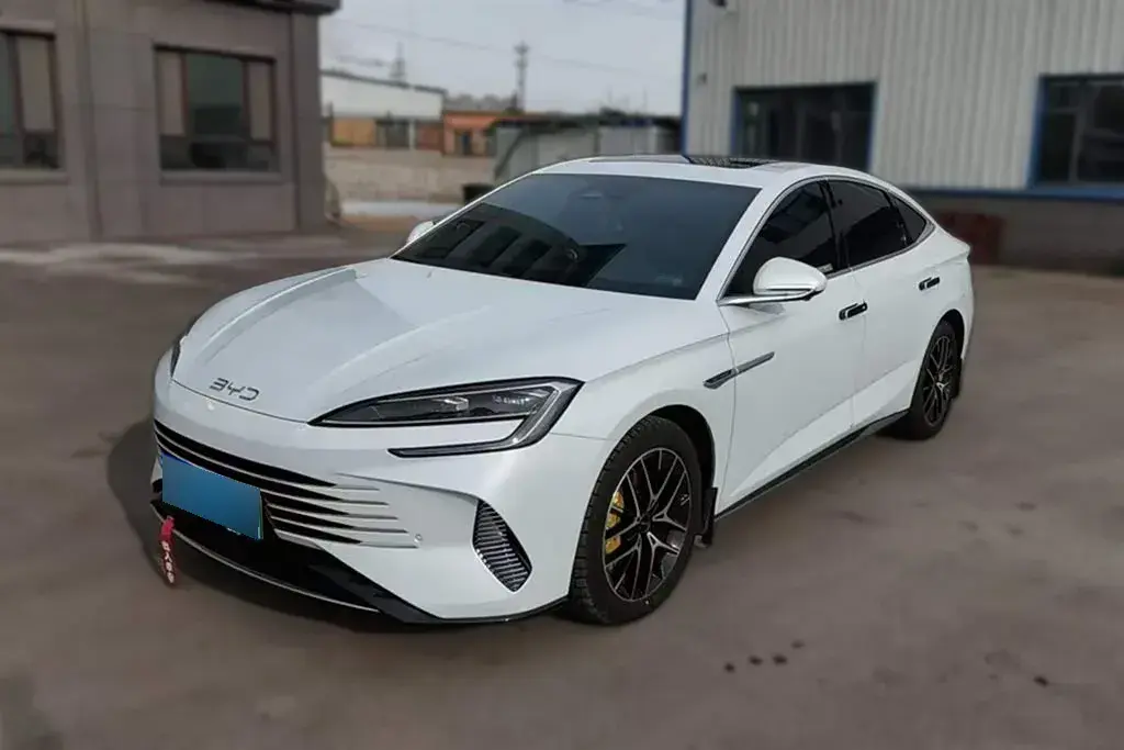 2024 BYD Seal 1.5L 110HP L4 E-CVT PHEV 17.6KWH