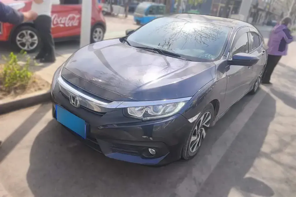 2016 Honda Civic 1.5T 177HP L4 CVT