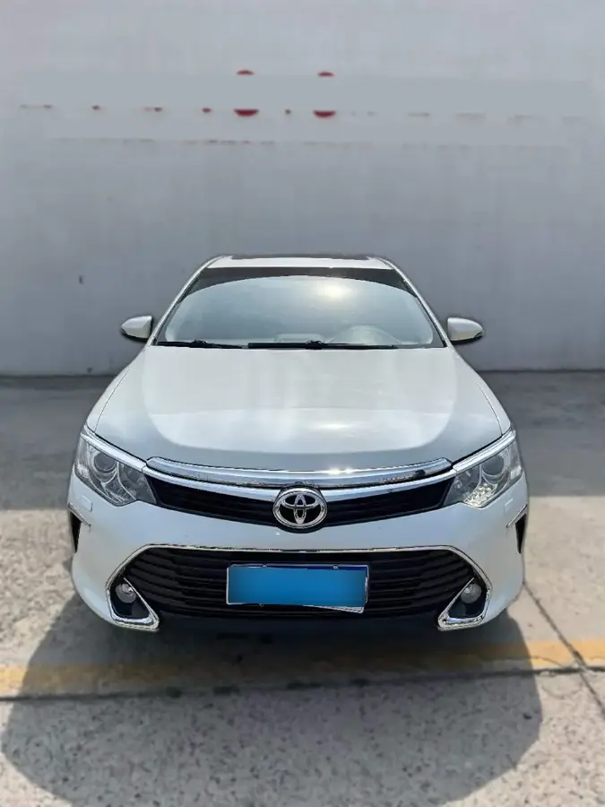 2016 Toyota Camry 2.0L 167HP L4 6AT
