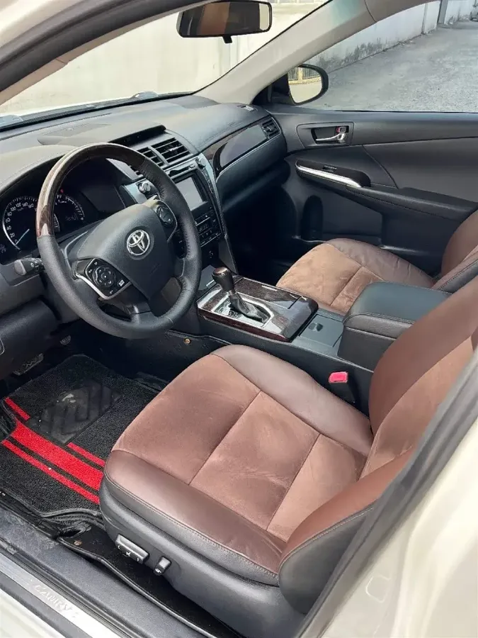 2016 Toyota Camry 2.0L 167HP L4 6AT,autocango,china used car exporter,china ev exporter,chinese used car exporter,chinese used ev exporter