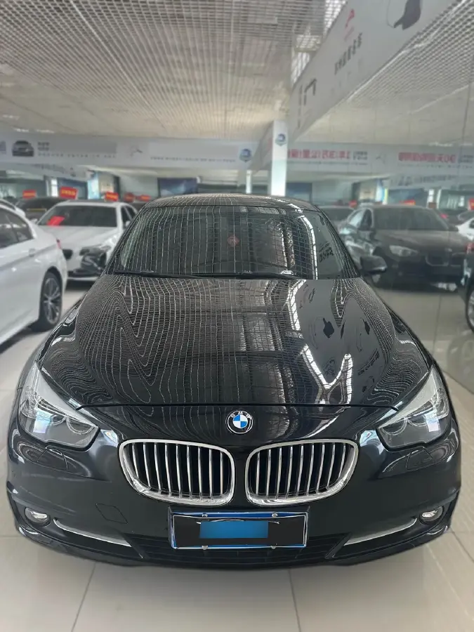 2017 BMW 5 Series GT 2.0T 245HP L4 8AT