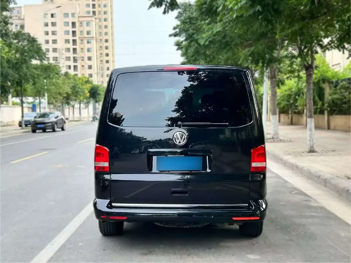 2012 Volkswagen Multivan 2.0T 204HP L4 7DCT,autocango,china used car exporter,china ev exporter,chinese used car exporter,chinese used ev exporter