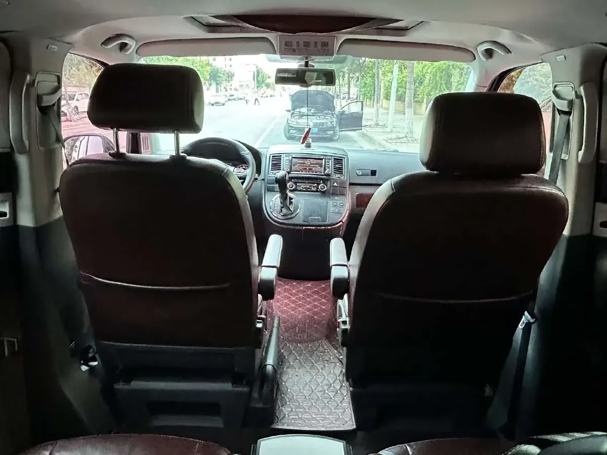2012 Volkswagen Multivan 2.0T 204HP L4 7DCT,autocango,china used car exporter,china ev exporter,chinese used car exporter,chinese used ev exporter