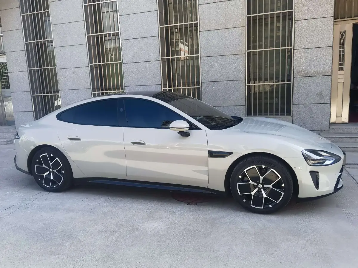 2024 MI SU7 BEV 73.6KWH