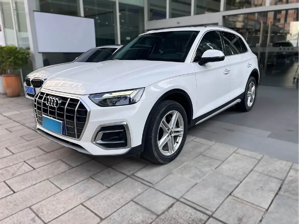 2021 Audi Q5L 2.0T 190HP L4 7DCT